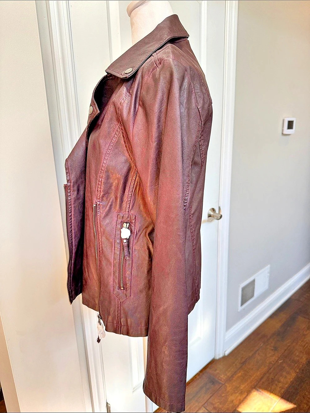 Max Studio Faux Leather Moto Jacket in burgundy Size Medium NWT - Picture 6 of 12